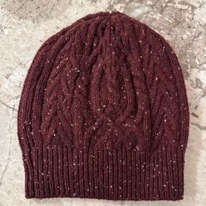 NWOT Orvis burgundy heather knit winter hat